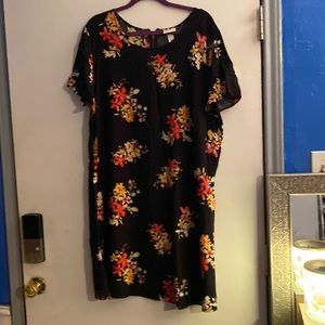 Ava Viv Dress 🌹